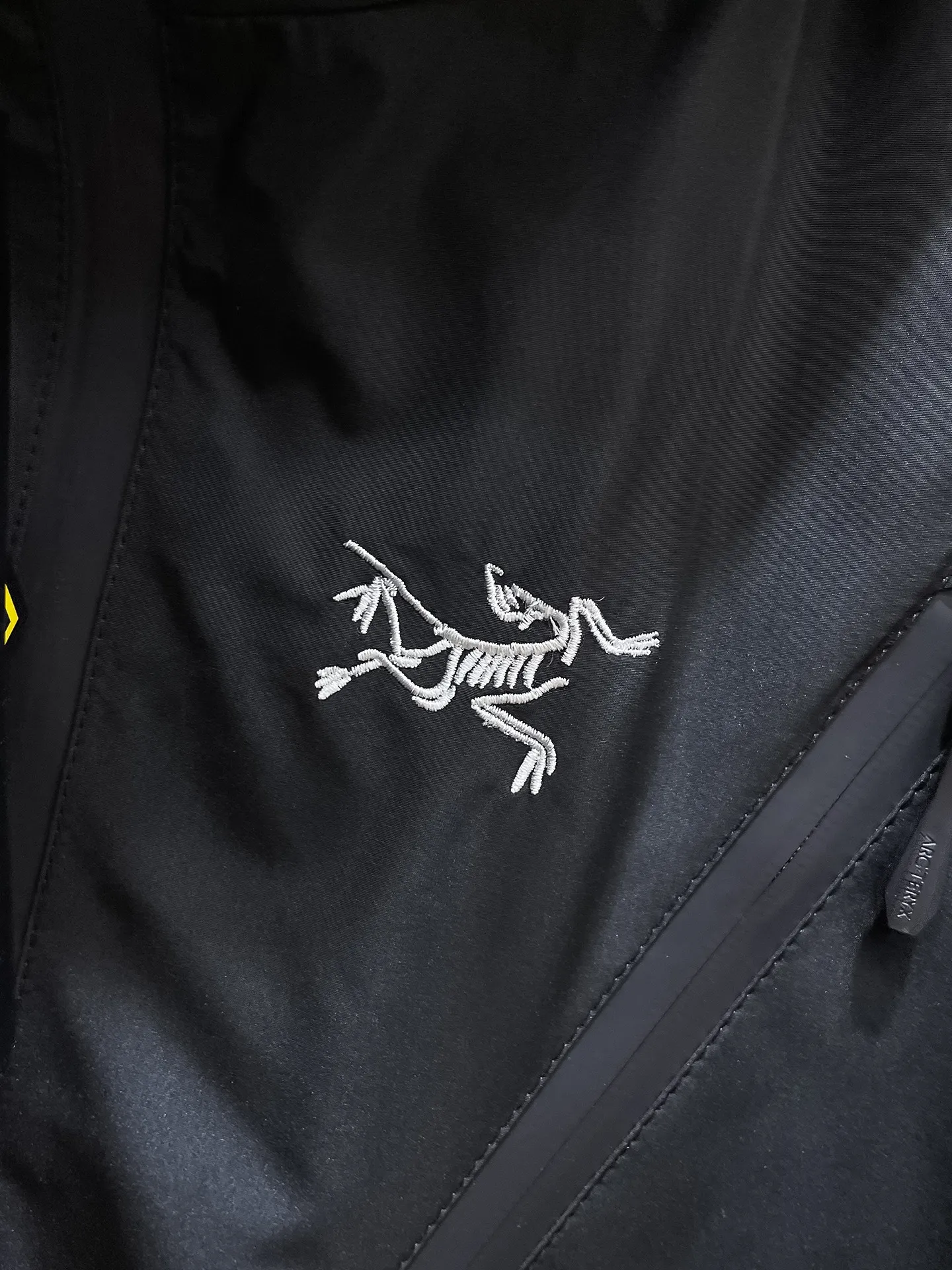 Same Style， ， 2026 New Arrival ， Original Premium Breathable ， ， ， Quality。 ， Sizes：M～3XL，